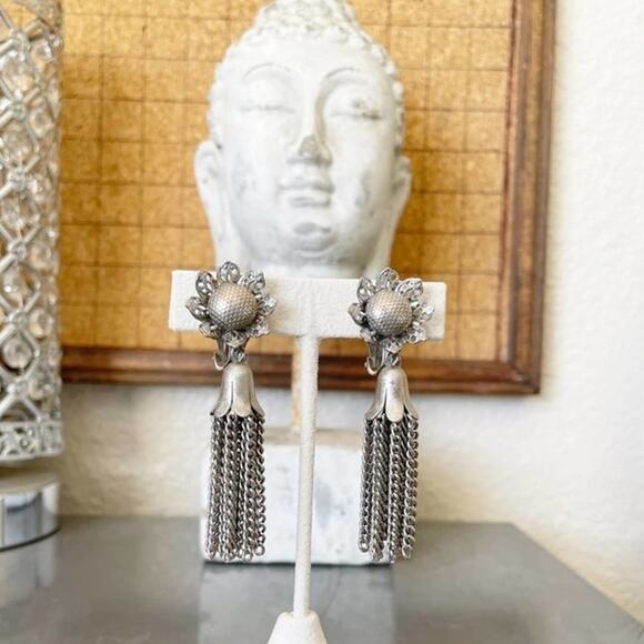 Vintage Rare Unique Sunflower Chain Tassel Dangle Clip Earrings Silver Metal - Picture 9 of 10